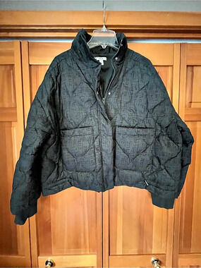 FLX Quilted Puffer Jacket in Black XL Like New